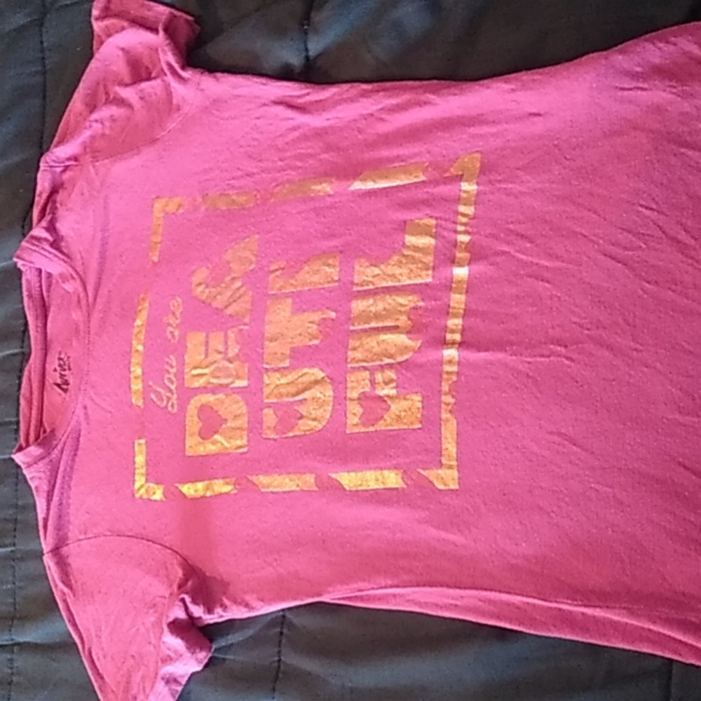 Aviva, 7/8, purplish pink shirt